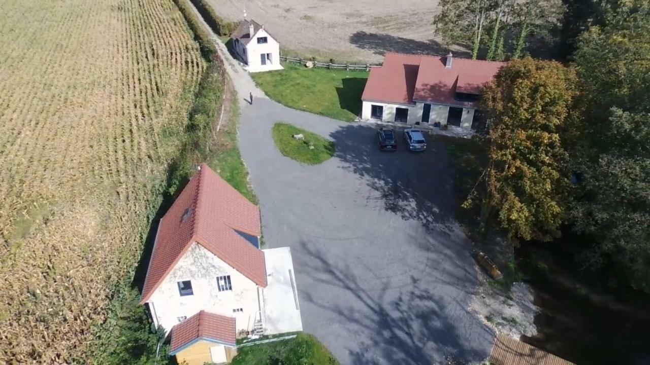 Vila Au Moulin De Rotteleux Senarpont Exteriér fotografie